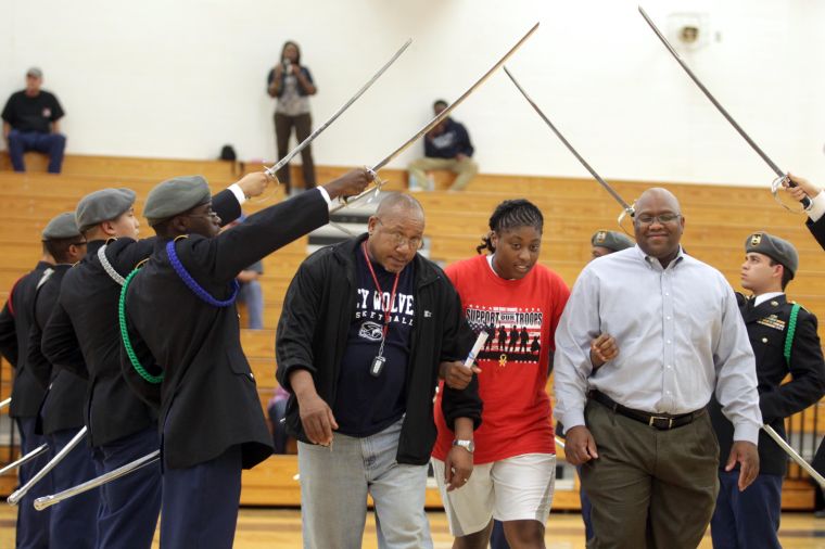 ShoemakerKerrvilleTivyBasketball 002.JPG